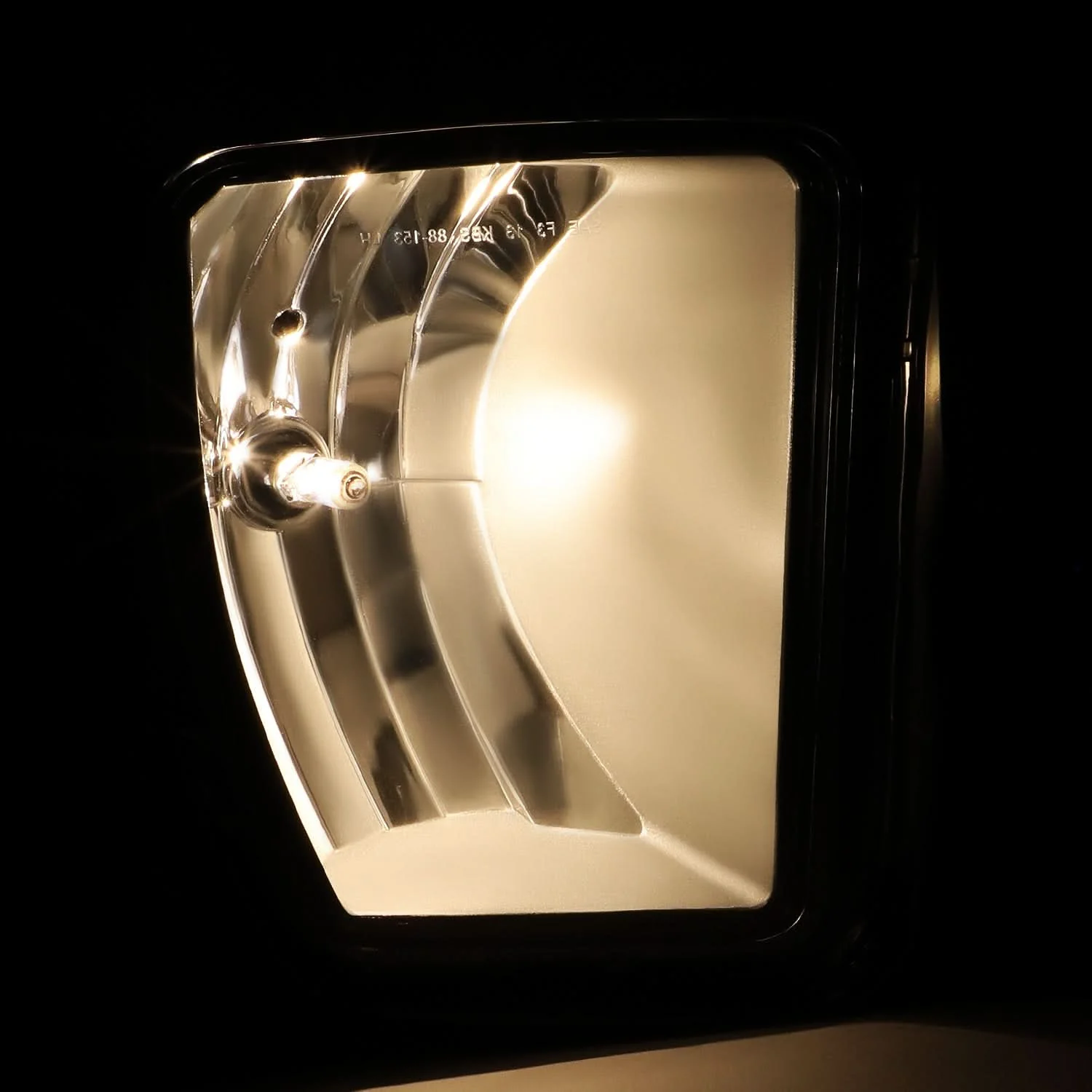 2013-2020 RAM 1500 Right Fog Light - Image 3