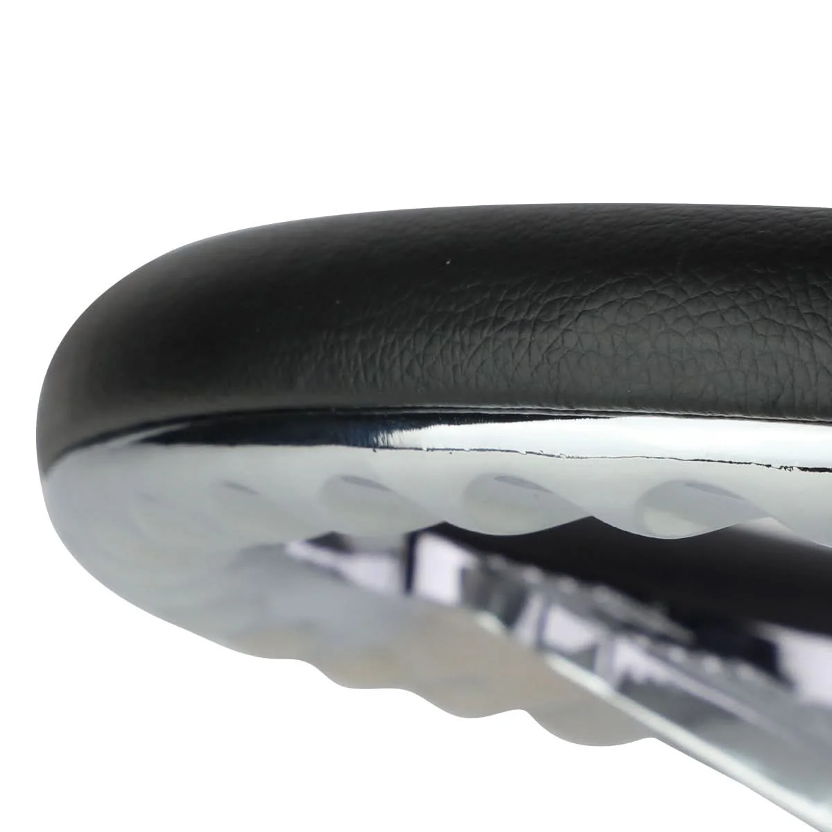 Banjo Style Leather Steering Wheel - Image 5