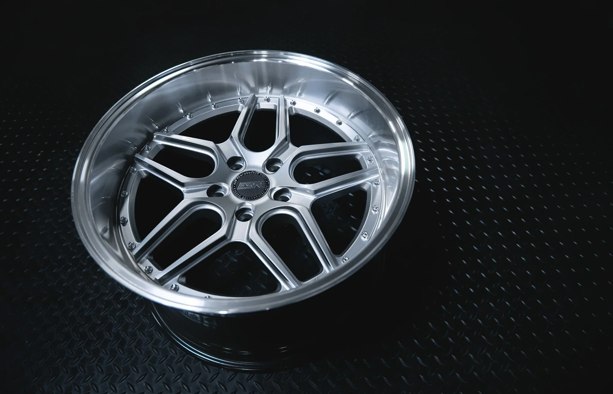 ESR Wheels CS15 Hyper Silver - Image 4