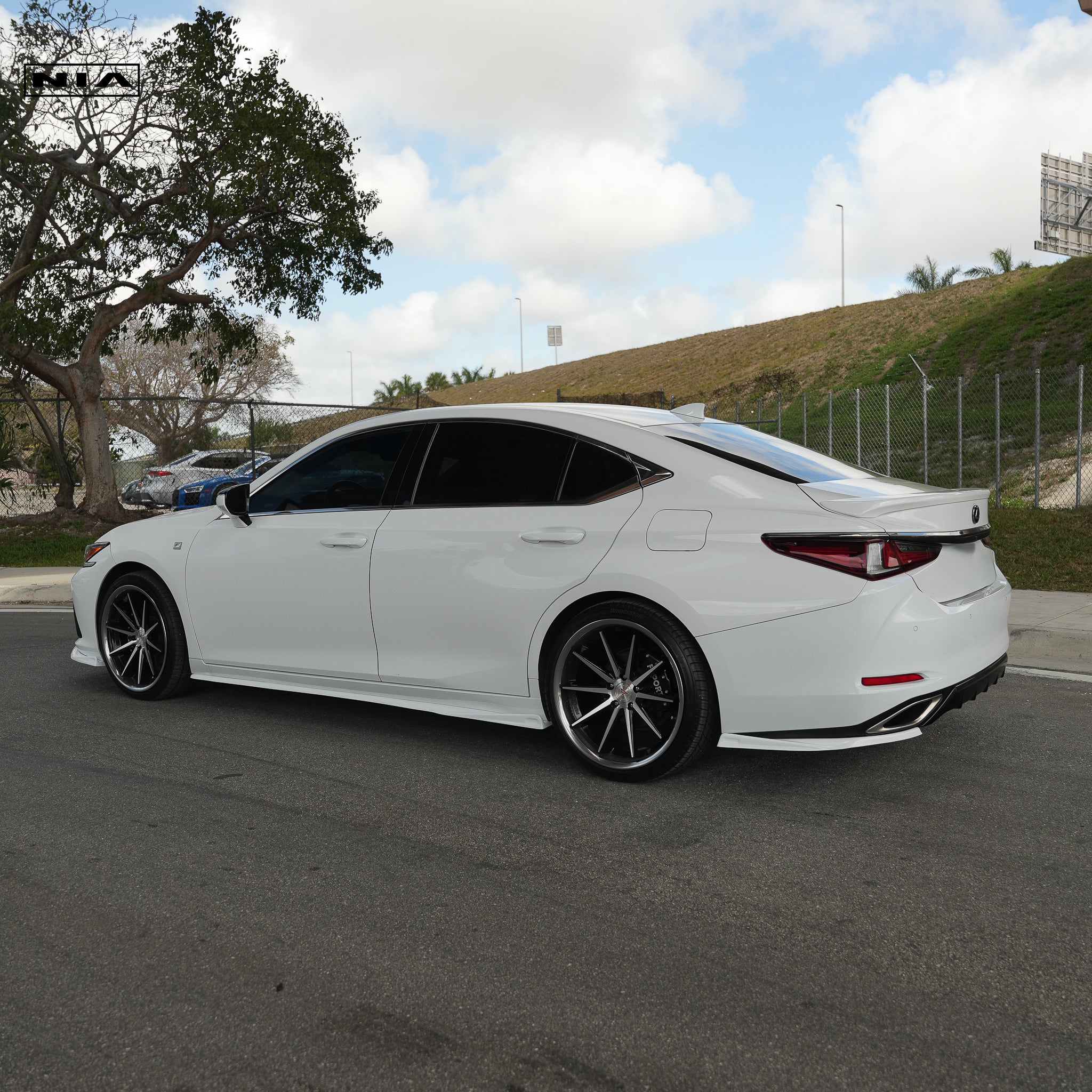 Lexus ES Base Model, F-Sport NIA rear lip spats bodykit 2019-2025 in ABS - Image 3