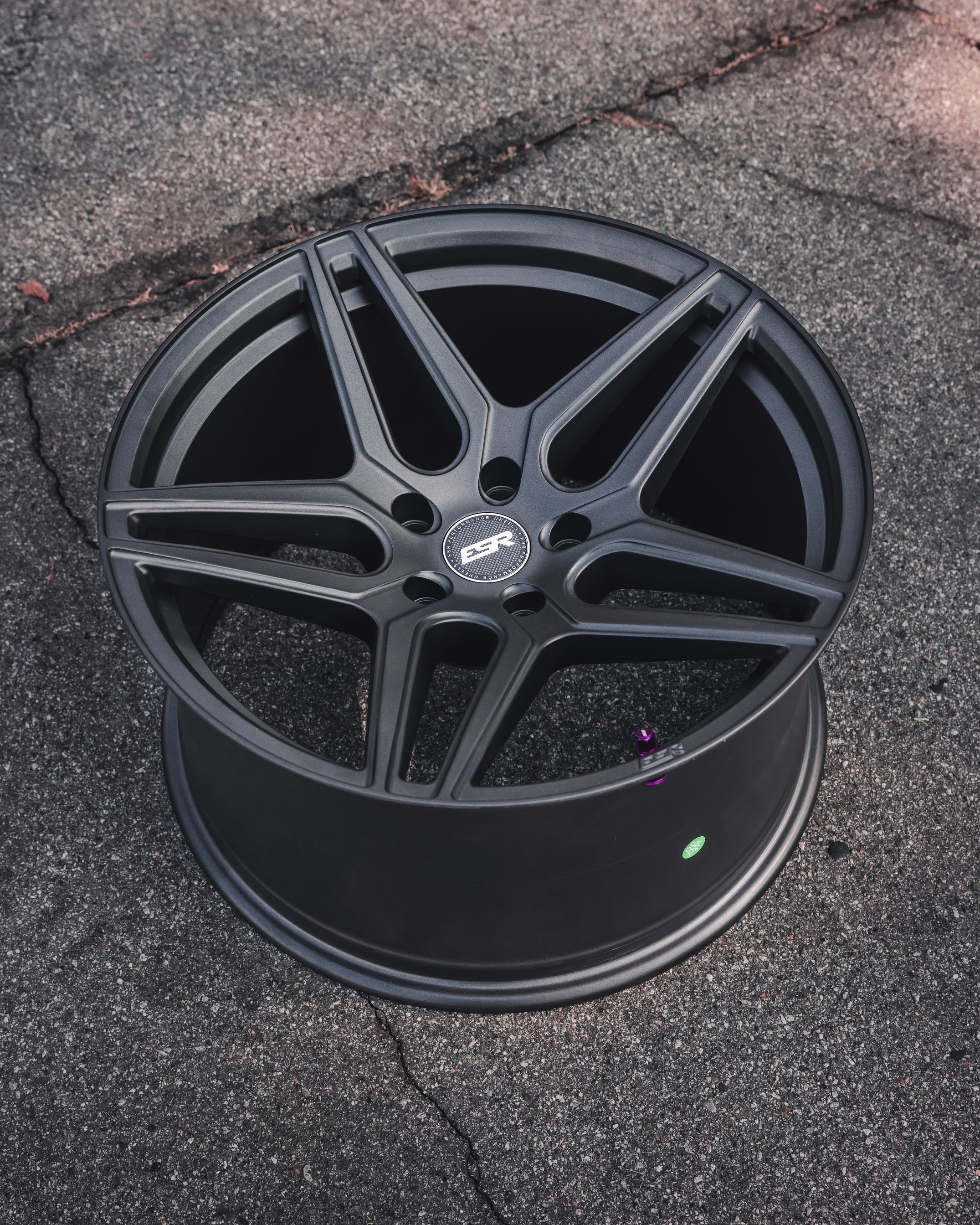 ESR Wheels RF15 Matte Graphite - Image 4