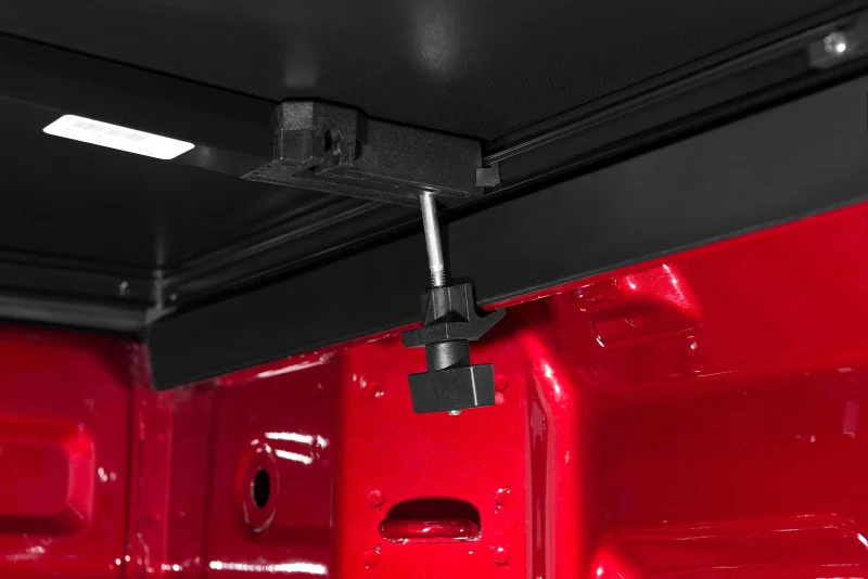 Tonno Pro 06-14 Honda Ridgeline 5ft Fleetside Tonno Fold Tri-Fold Tonneau Cover - Image 9